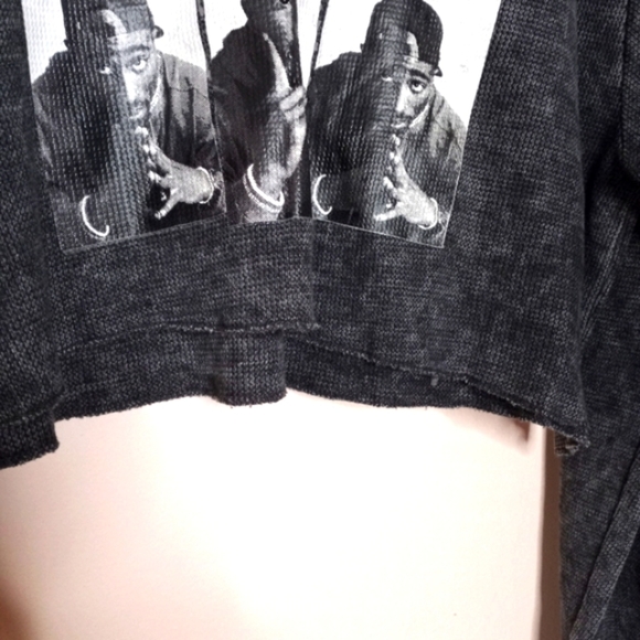 Chemistry Shirt Top Crop Long Sleeve 'Poetic Justice' Tupac Fandom 2021 - Picture 8 of 10